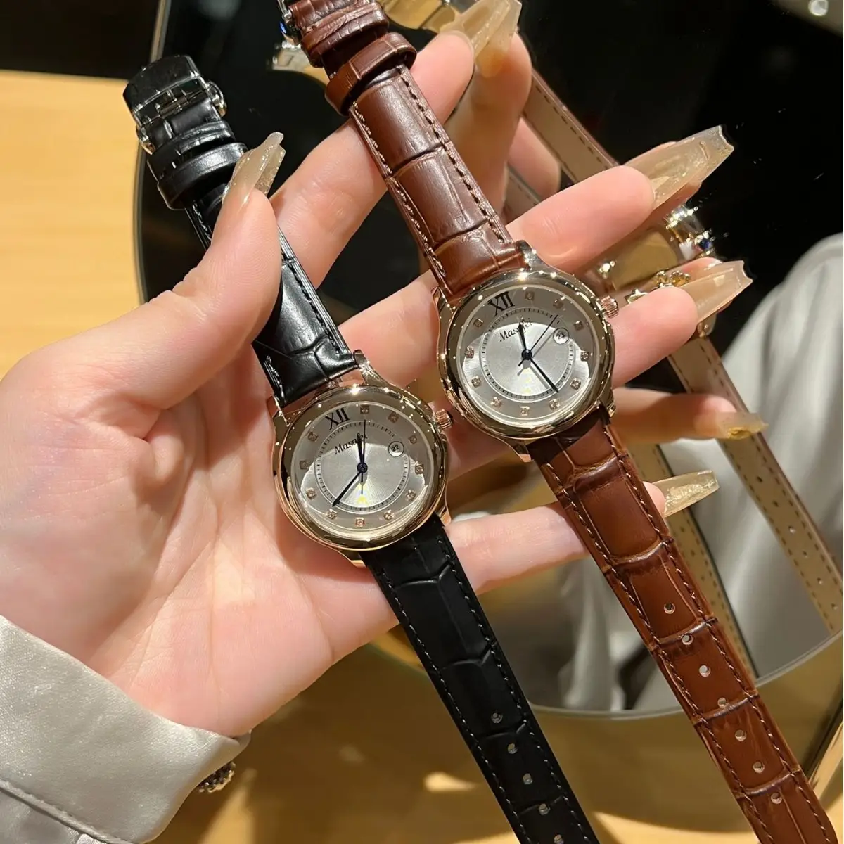Women's Light Luxury Butterfly Buckle Quartz Watch