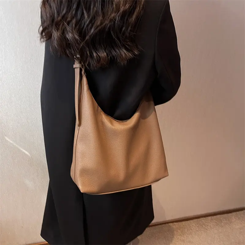 Women's Large Capacity Brown Shoulder Bag 2024 - Image 8