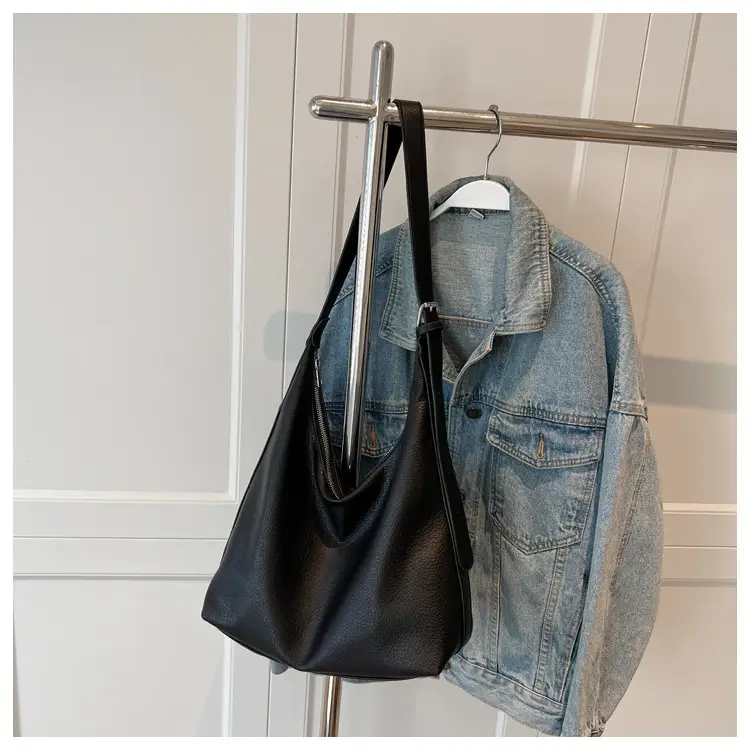 Women's Large Capacity Brown Shoulder Bag 2024 — feature 28
