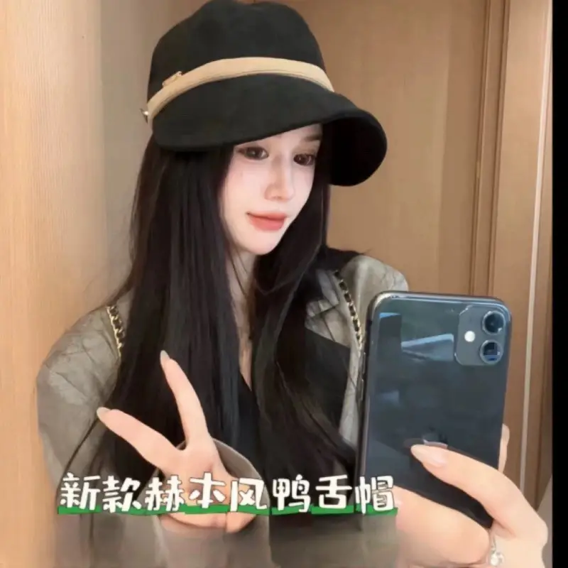 2025 Face-Slimming Equestrian Hat for Women — feature 2