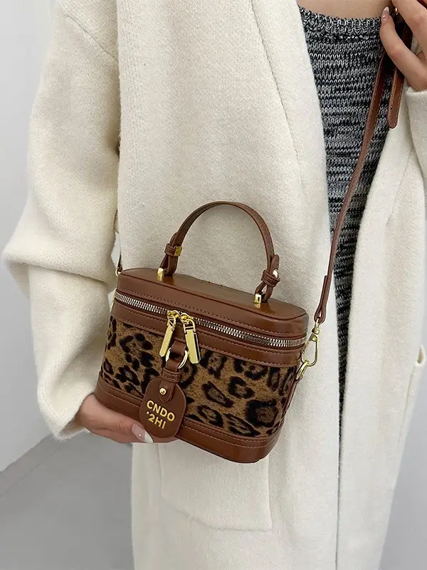 Women's Leopard Print Vintage Crossbody Bag 2024 - Image 9