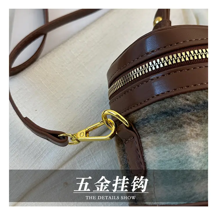 Women's Leopard Print Vintage Crossbody Bag 2024 — feature 11