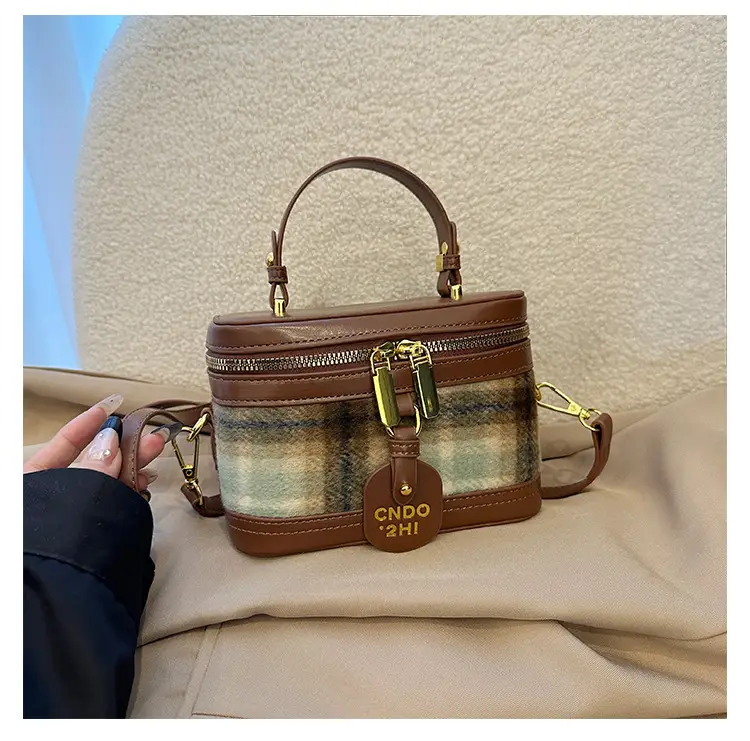 Women's Leopard Print Vintage Crossbody Bag 2024 — feature 14