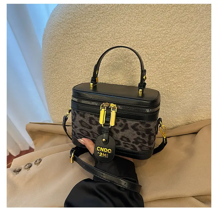 Women's Leopard Print Vintage Crossbody Bag 2024 — feature 16