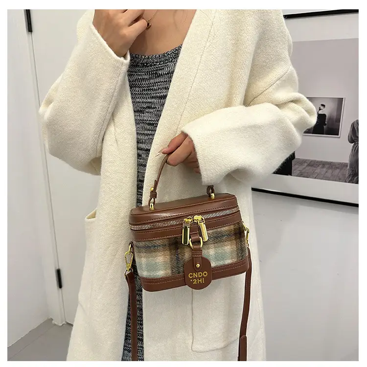 Women's Leopard Print Vintage Crossbody Bag 2024 — feature 29