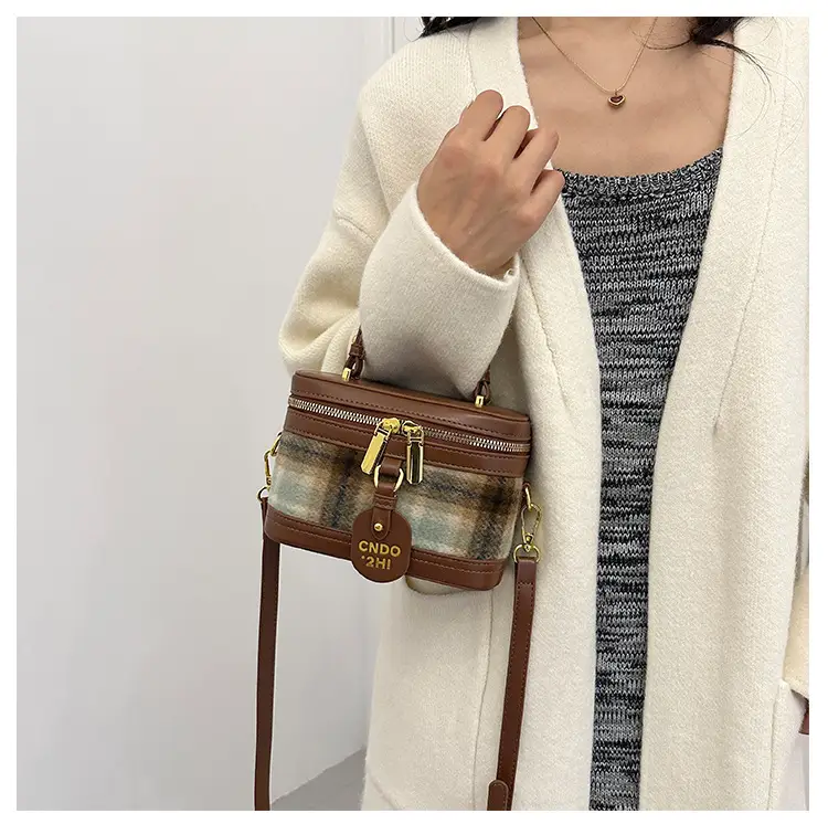 Women's Leopard Print Vintage Crossbody Bag 2024 — feature 30