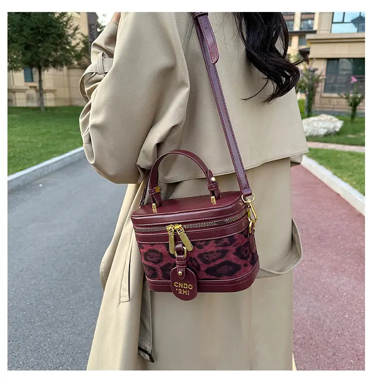 Women's Leopard Print Vintage Crossbody Bag 2024 — feature 44