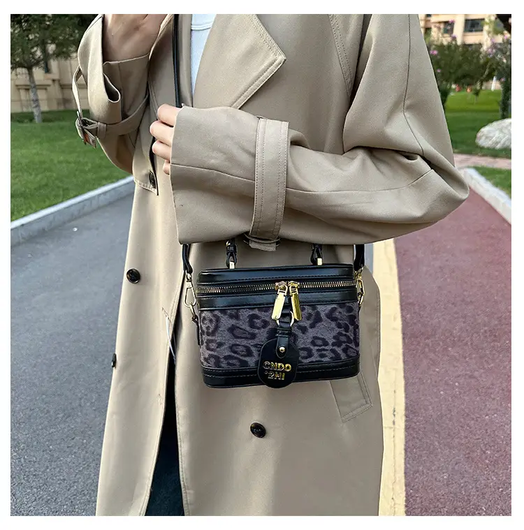 Women's Leopard Print Vintage Crossbody Bag 2024 — feature 49