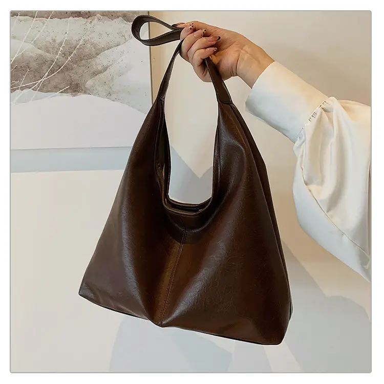 Brown Leather Shoulder Bag & Zipper Pouch Set — feature 18