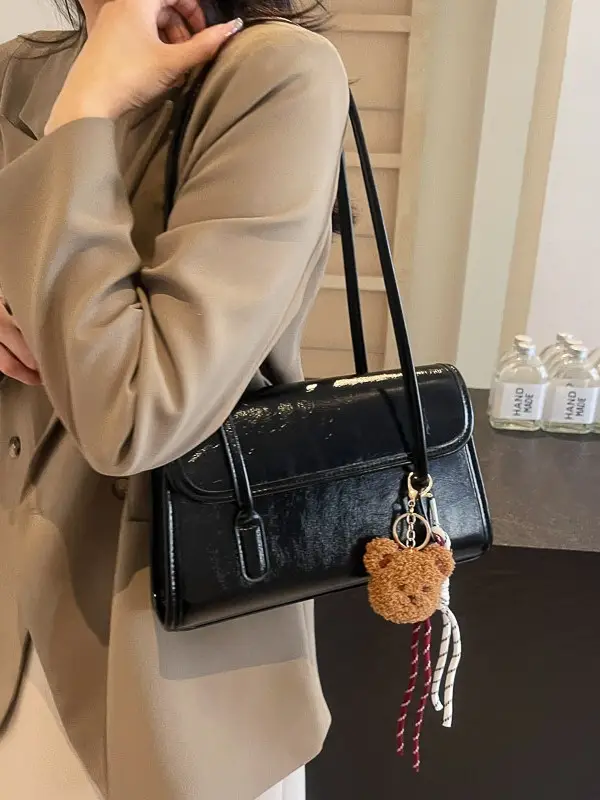 Black Retro Textured Shoulder Bag for Women 2025 - Image 6