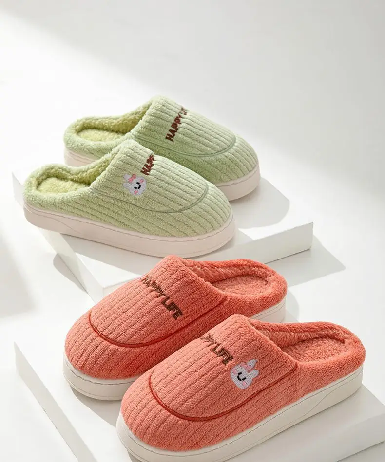 New cotton slippers women's home indoor warm non-slip cotton mop shit feeling thick bottom moon shoes Mao Mao slippers wholesale — feature 1