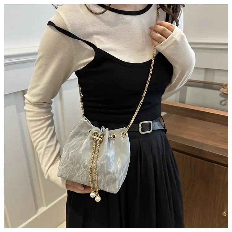 Korean Style Silver Chain Crossbody Bag 2024 — feature 16