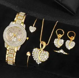 Che Tone Explosive Women's Watch Cornucopia Fashion Casual Roman Quartz suit Full Diamond Bracelet Fashion Watch — feature 7