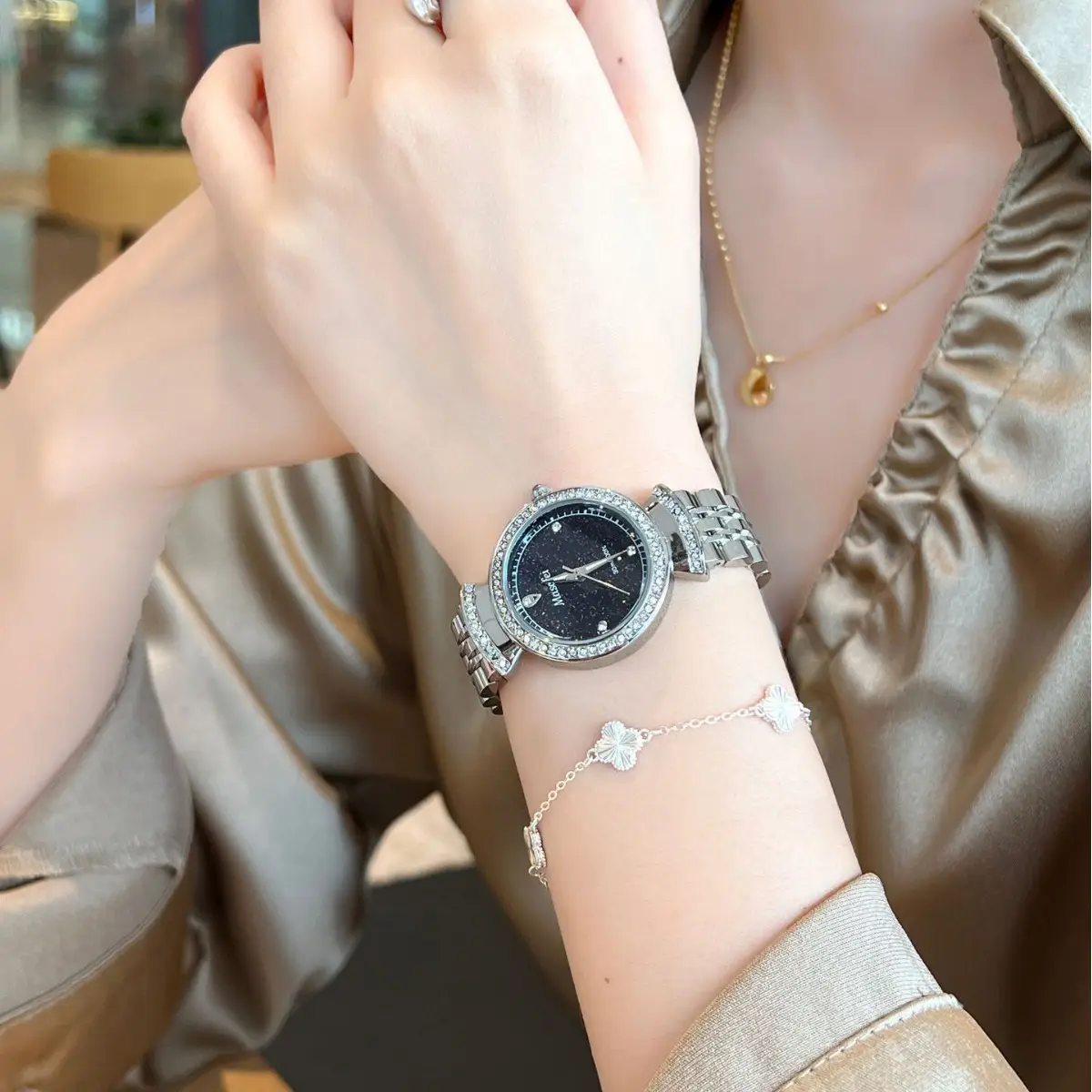 Women's Starry Sky Watch with Diamond Belt - Image 4