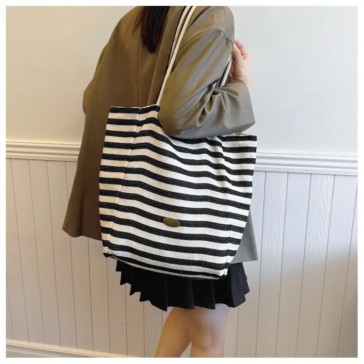 Striped Canvas Shoulder Bag 2024 New Korean Style — feature 12