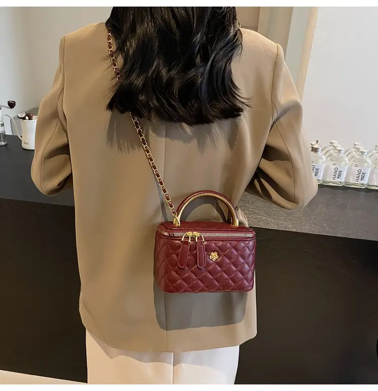 Quilted Chain Handbag Maroon Women Shoulder Bag — feature 25
