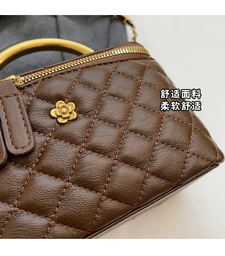 Quilted Chain Handbag Maroon Women Shoulder Bag — feature 3