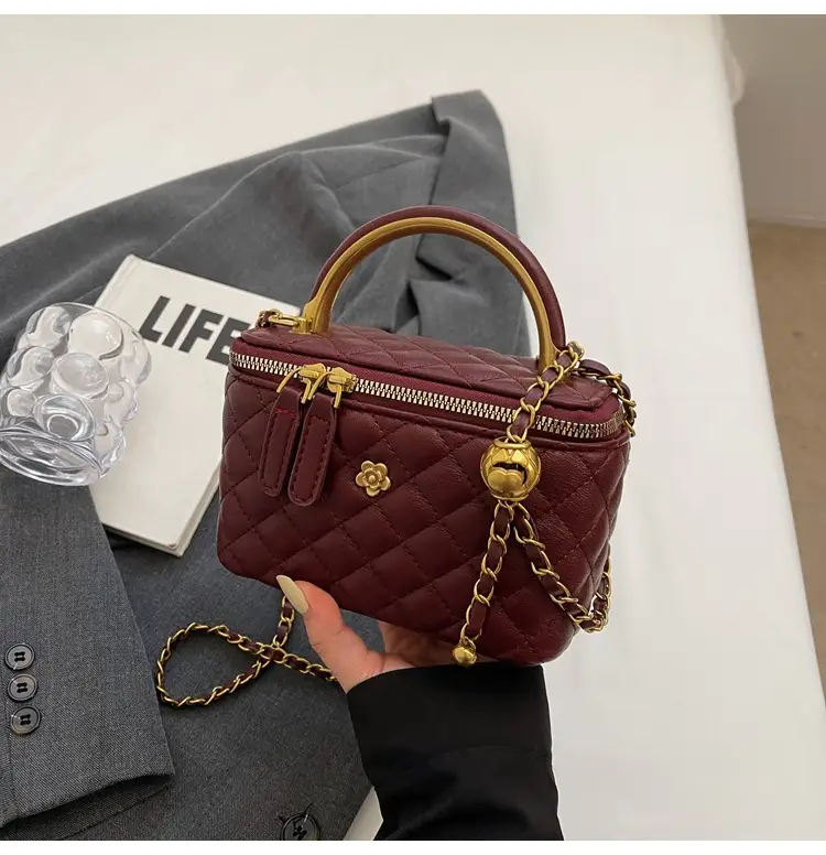 Quilted Chain Handbag Maroon Women Shoulder Bag — feature 45