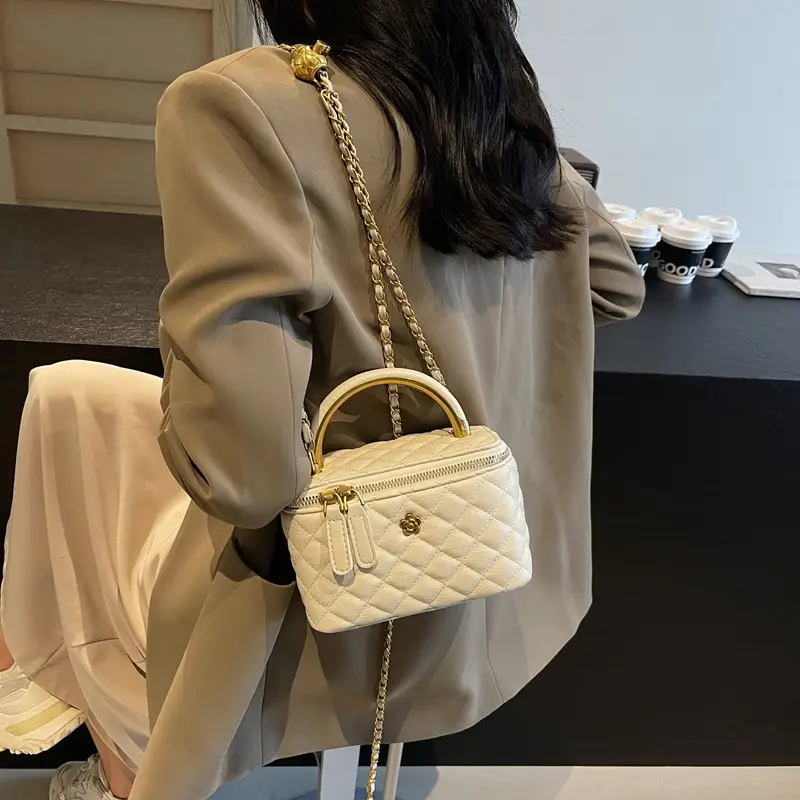 Quilted Chain Handbag Maroon Women Shoulder Bag - Image 3