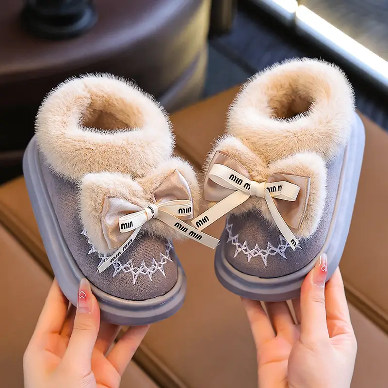 2024 New Children's Cotton Shoes Winter Feeling Dung Indoor and Outdoor Thickened Warm Mid-Big Children's Baby Cotton Slippers