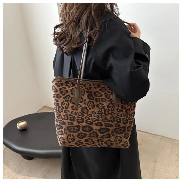 Women Leopard Print Shoulder Bag 2024 Autumn Winter Fashion Tote — feature 15