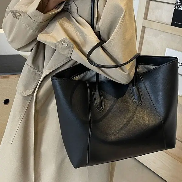 Large Capacity Women's Brown Tote Bag 2025