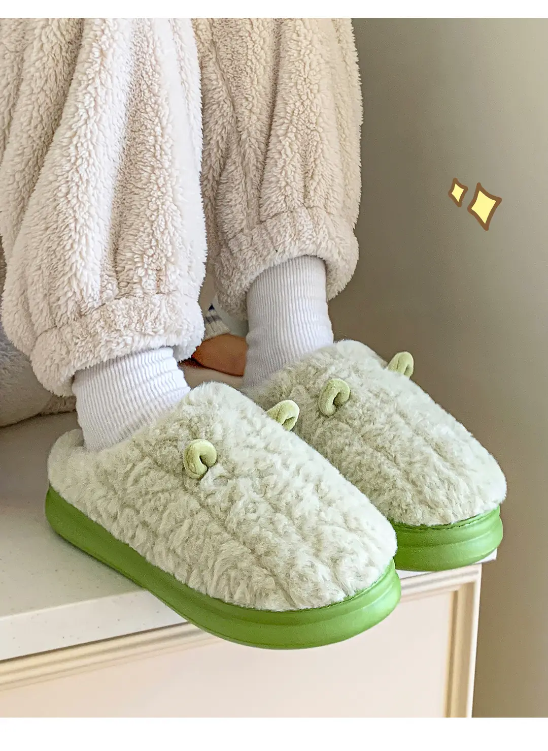 Jialiya Cotton Slippers for Women Winter 2025 New Indoor Home Confinement Warm Plush Winter Slippers for Men — feature 24