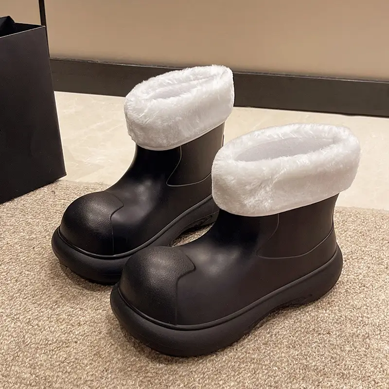 Winter Cotton-Padded Women's Rain Boots, Warm Rain Boots, Waterproof and Non-Slip Big-Toe Shoes, Internet Celebrity Women's Water Shoes with Velvet for Rainy Days to Wear Outside - Image 2