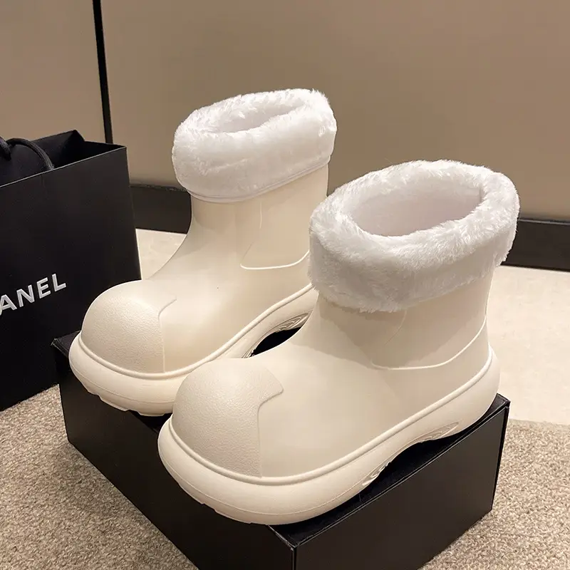Winter Cotton-Padded Women's Rain Boots, Warm Rain Boots, Waterproof and Non-Slip Big-Toe Shoes, Internet Celebrity Women's Water Shoes with Velvet for Rainy Days to Wear Outside - Image 3
