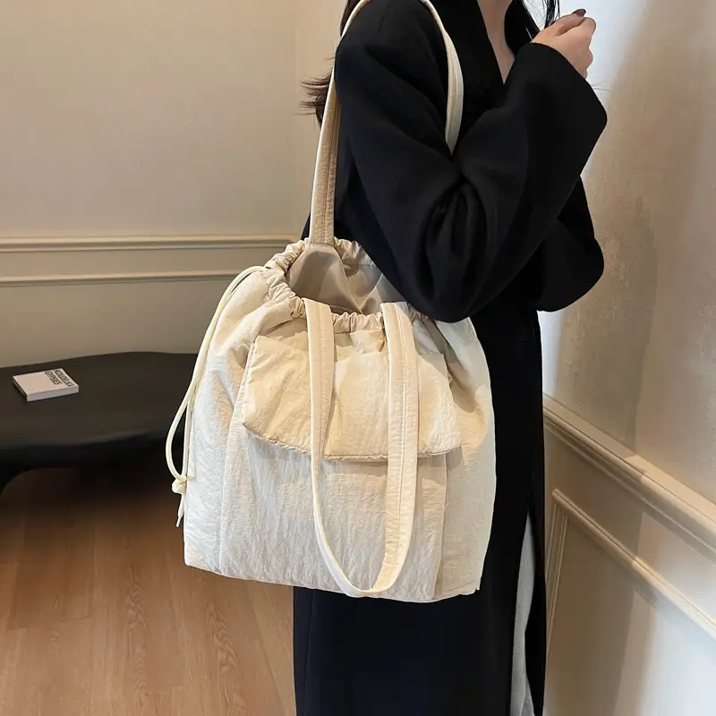 Black Korean Style Bucket Bag for Women - Image 6