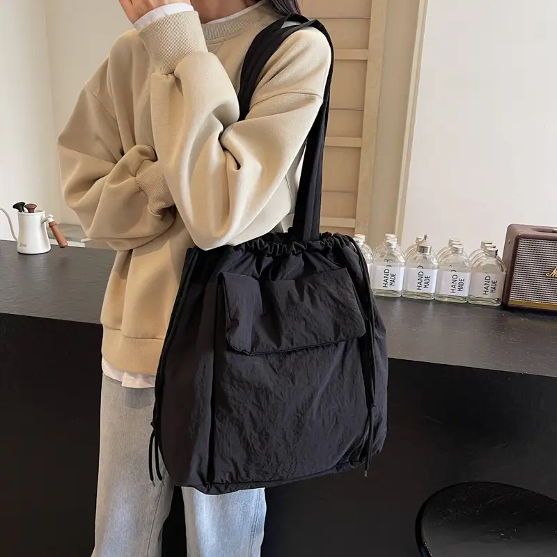 Black Korean Style Bucket Bag for Women - Image 8
