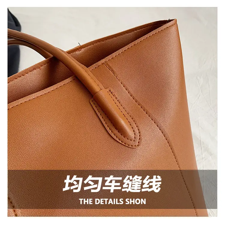 Women's Cream Leather Shoulder Bag 2024 New Style — feature 9