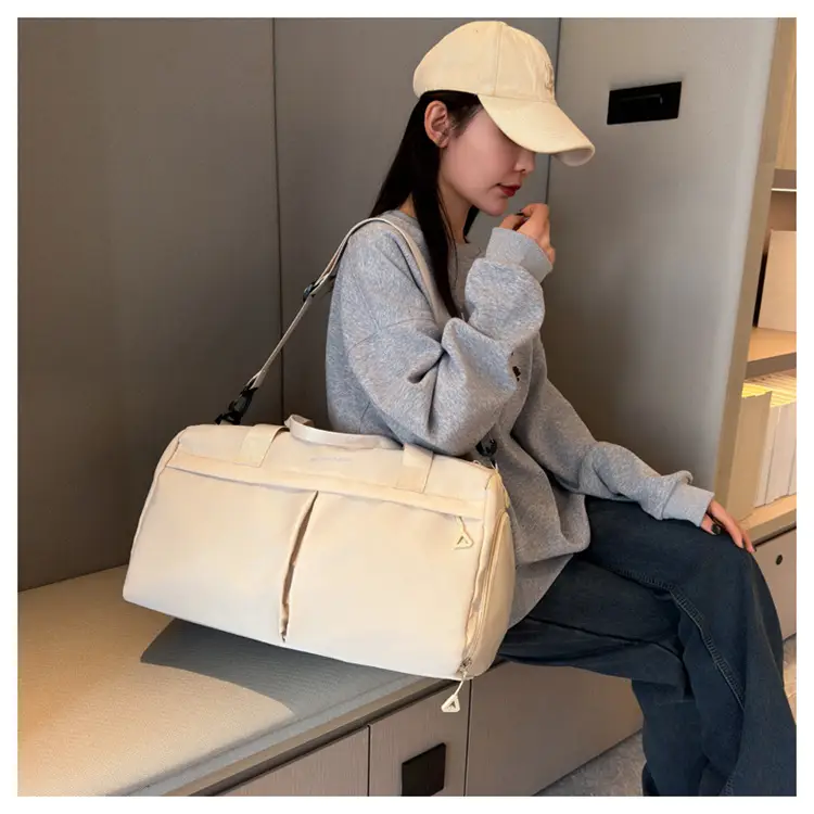 Large Capacity Cross-Border Fitness Bag Beige — feature 37