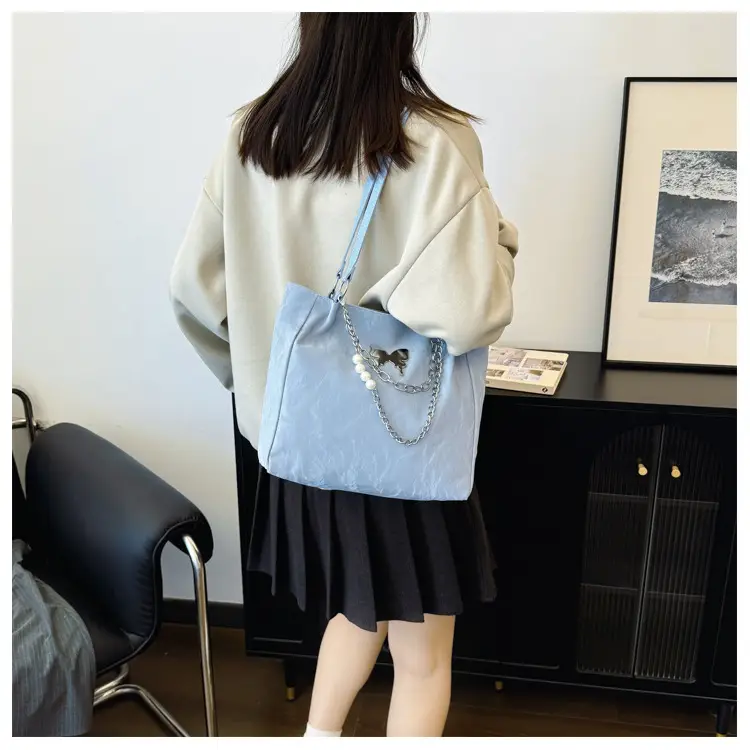 Women Butterfly Tote Bag Silver Large Capacity Shoulder Bag — feature 15