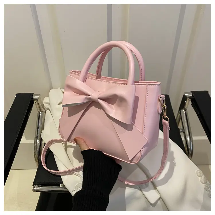 White Bow Shoulder Bag for Women 2024 — feature 17