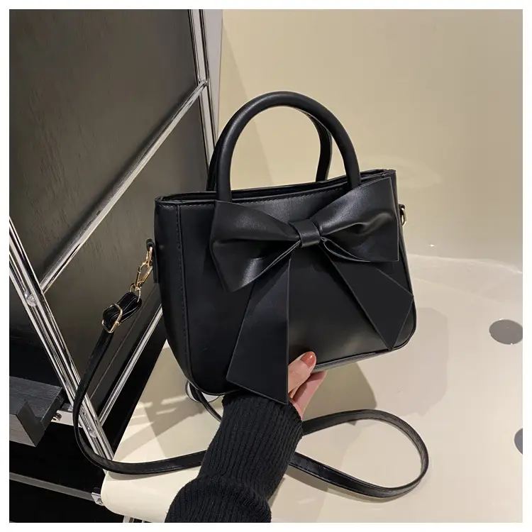 White Bow Shoulder Bag for Women 2024 — feature 30