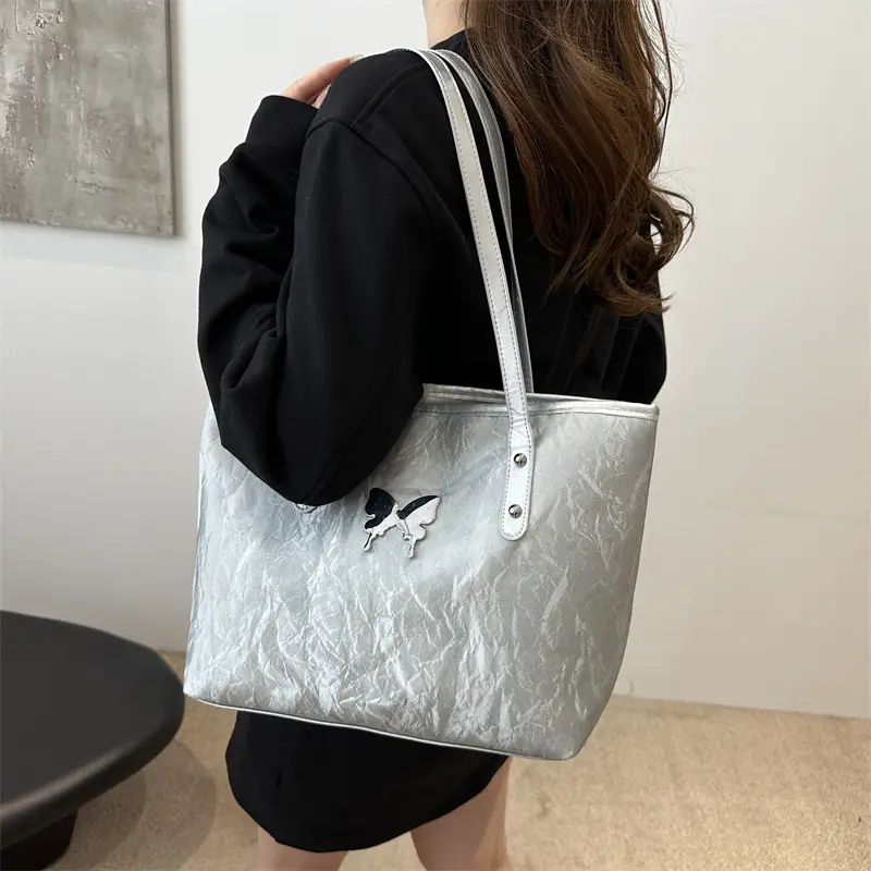 Women's Butterfly Embroidered Tote Bag Large Capacity Beige - Image 7