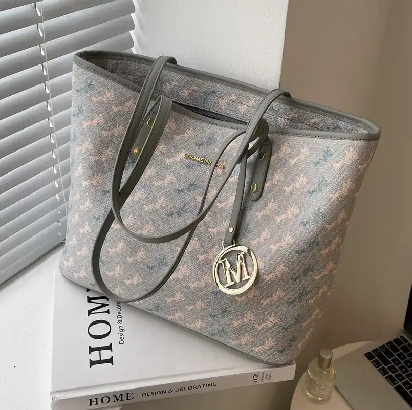 Women's Large Capacity Textured Shoulder Bag 2024 - Image 7