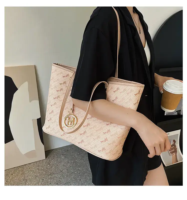Women's Large Capacity Textured Shoulder Bag 2024 — feature 18