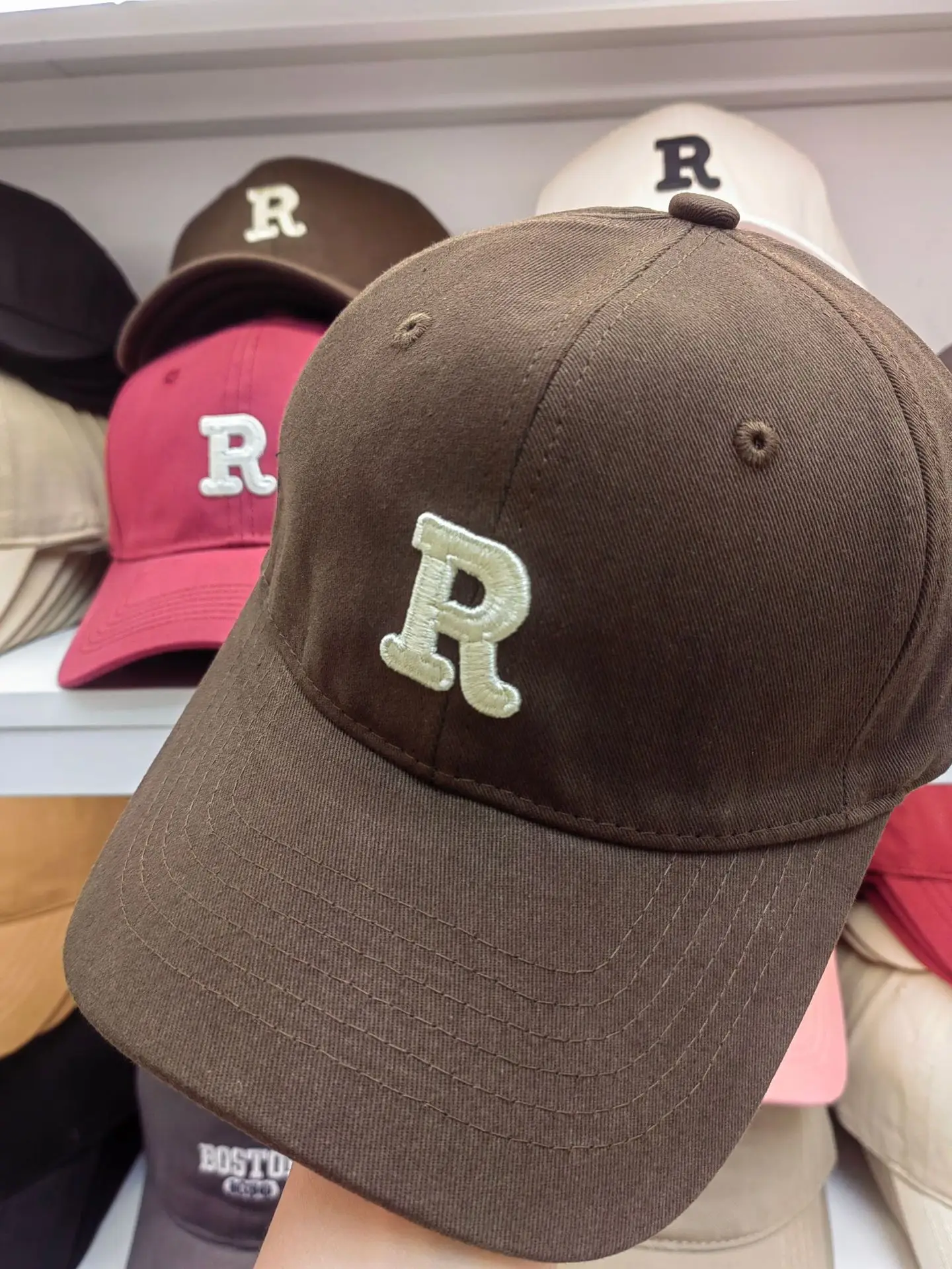 Women R-Letter Baseball Cap Spring Summer Korean Style — feature 44