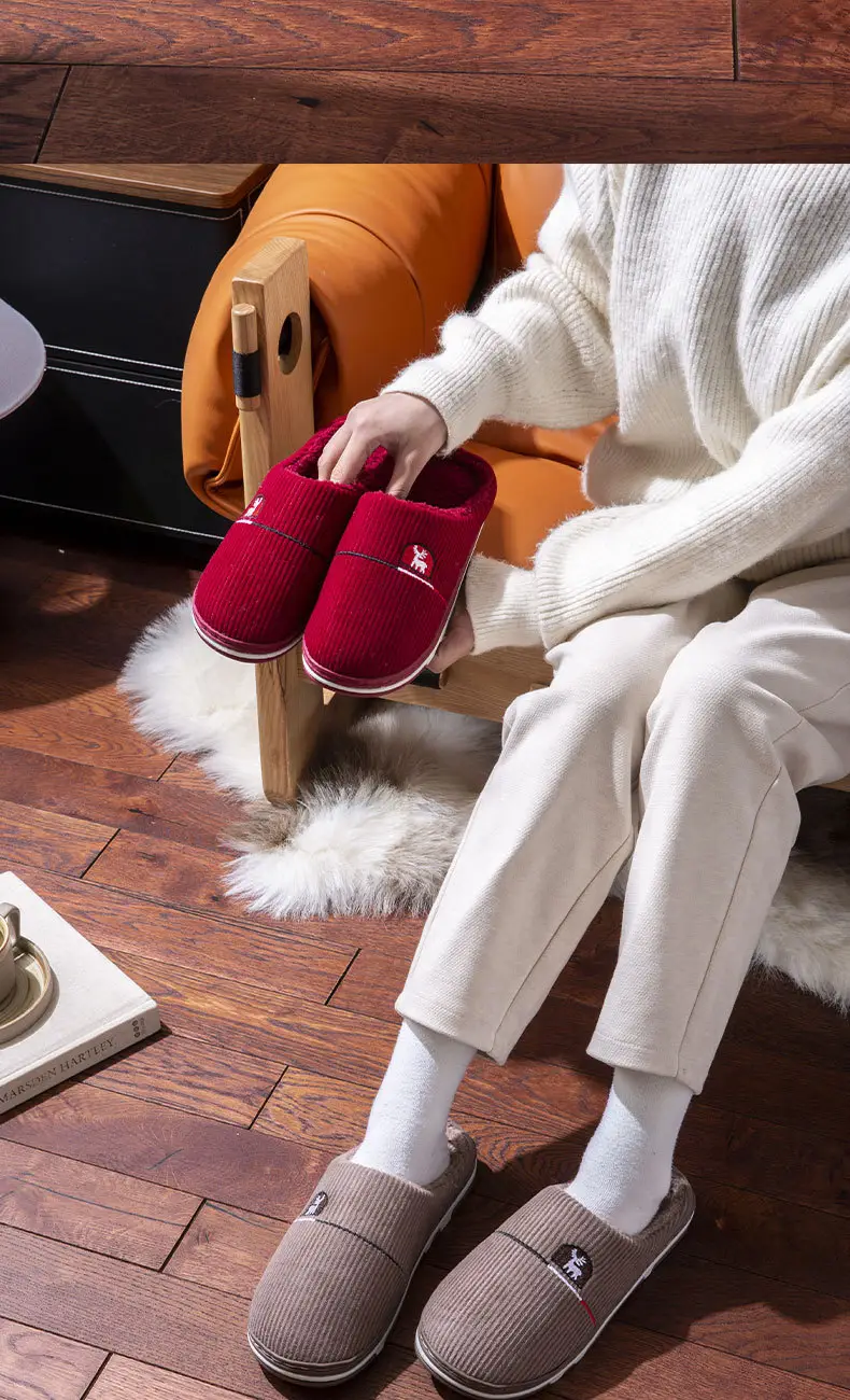 Middle-aged and elderly cotton slippers women's autumn and winter new home fleece-lined warm soft bottom non-slip cotton slippers men's one-piece hair generation — feature 10