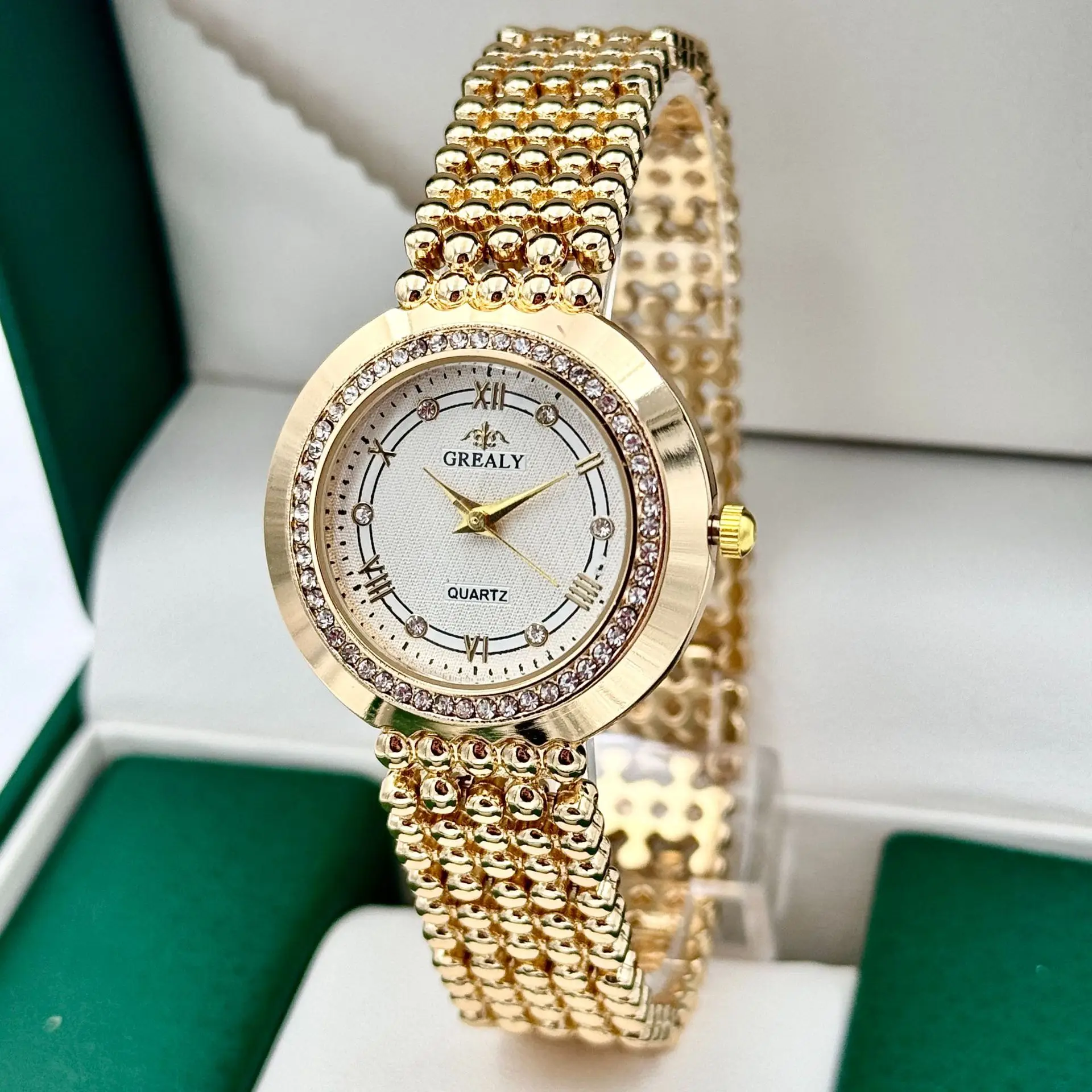 Grealy Export Diamond Watch for Ladies Quartz Bracelet — feature 4