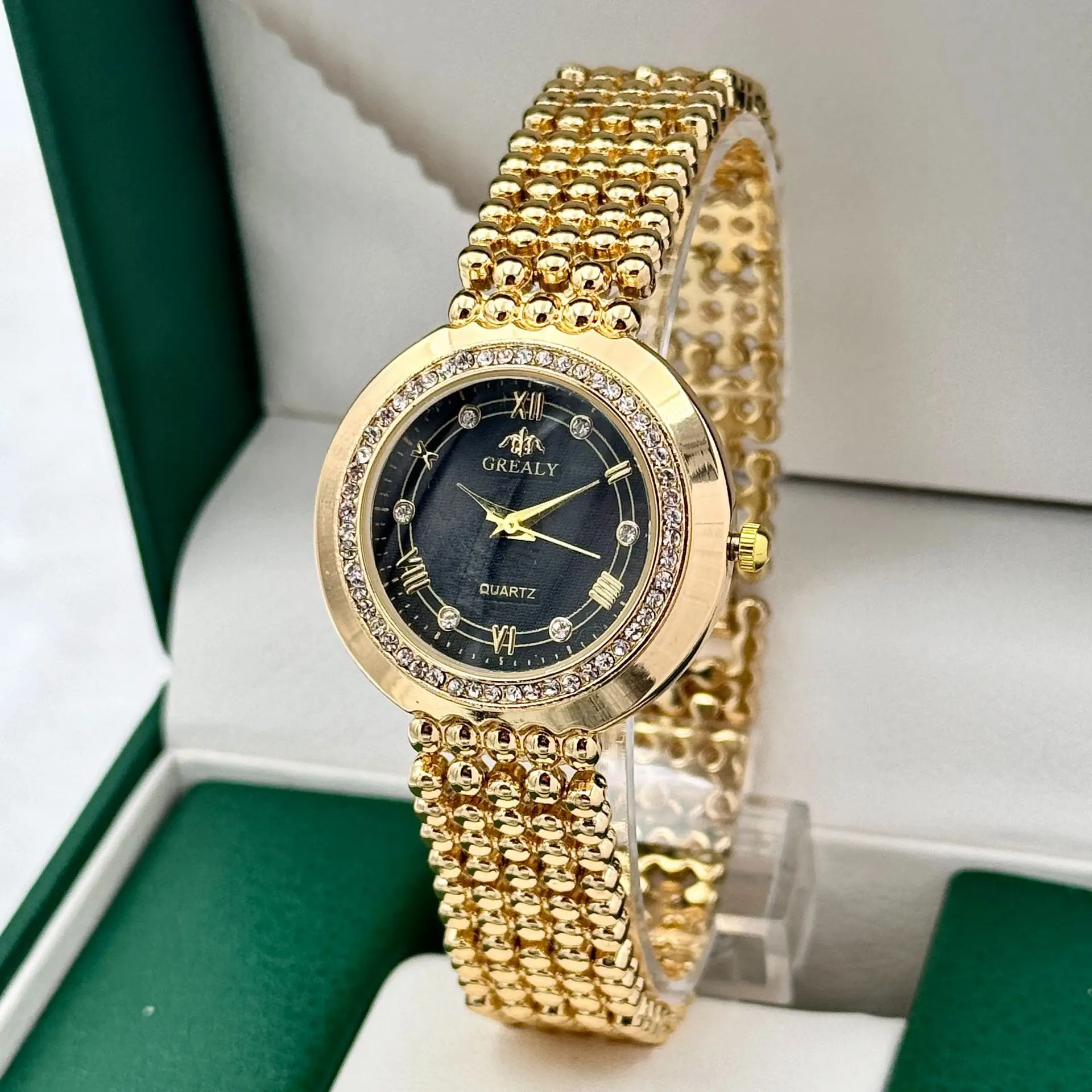 Grealy Export Diamond Watch for Ladies Quartz Bracelet — feature 8
