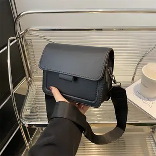 Black Croc Leather Crossbody Bag for Women 2023 — feature 14