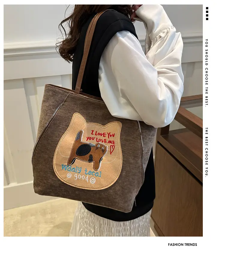 Cute Girl Large Capacity Shoulder Bag for Women 2025 — feature 1