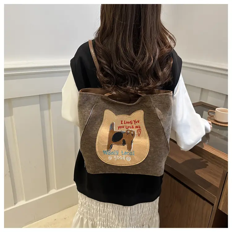 Cute Girl Large Capacity Shoulder Bag for Women 2025 — feature 9