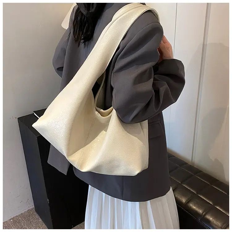 Large Capacity Women's White Textured Shoulder Bag — feature 15