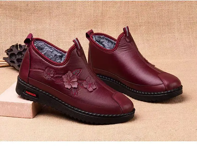 Mom's Shoes, Winter Fleece-Lined Shoes, Women's Cotton Shoes, Non-Slip and Warm, Elderly Women's Shoes, Winter Fleece-Lined, Non-Slip — feature 9