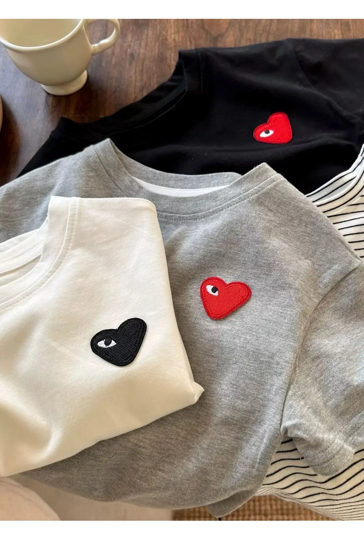Kids Red Heart Short Sleeve T-Shirt Black Cotton — feature 17