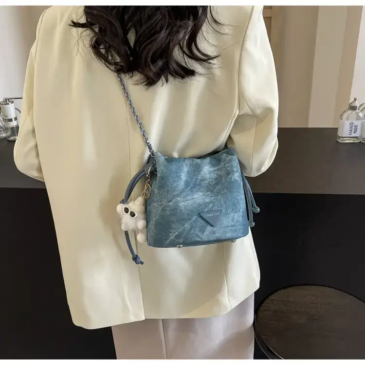Women's Blue Chain Shoulder Bag with Flower Decor — feature 16